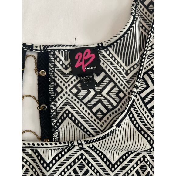 2B Bebe Geometric Crop Flowy Black White Gold Chain Top Size Large Y2K - Picture 6 of 9